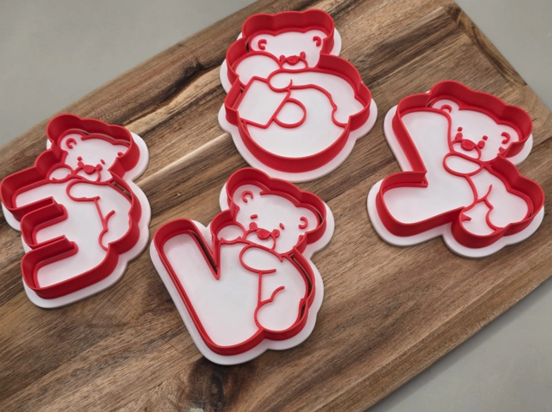 CORTADOR Y ESTAMPADOR DE GALLETAS - OSO LOVE (PACK 4 UN) - 1