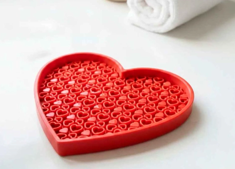 LIMPIADOR DE BROCHAS DE MAQUILLAJE - DISEÑO CORAZON - 1