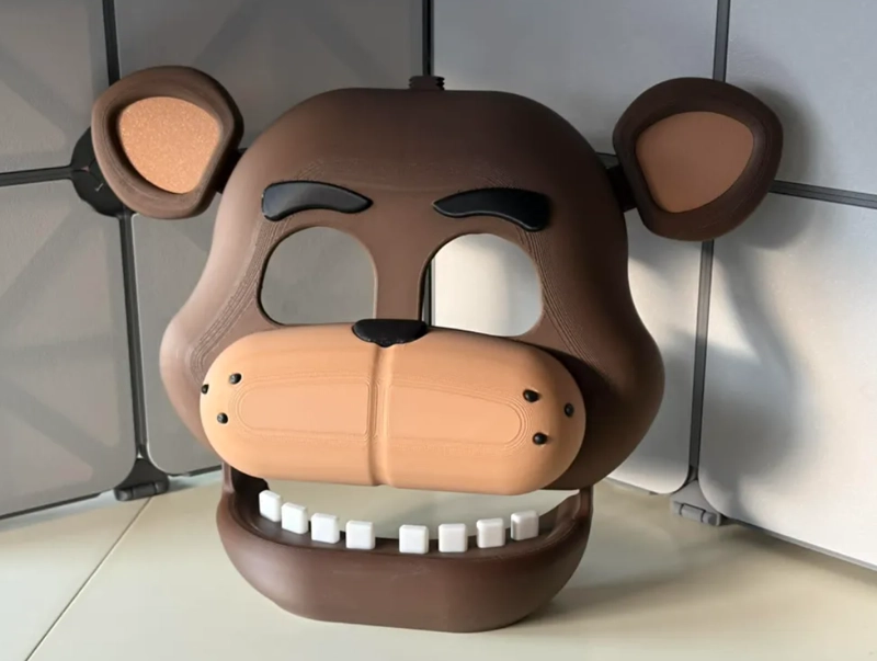 MASCARA DE FREDDY FAZBEAR - 2