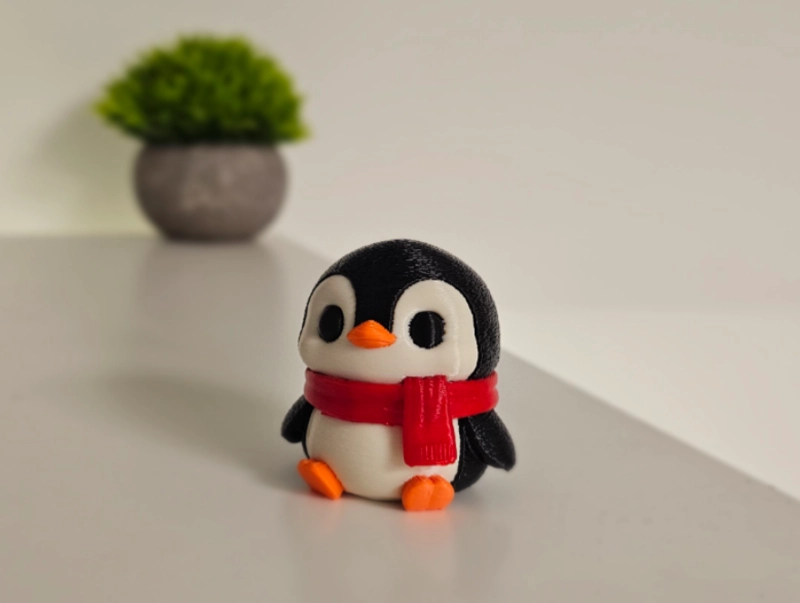 MINI ESCULTURA DECORATIVA- PINGÜINO INVERNAL - 1