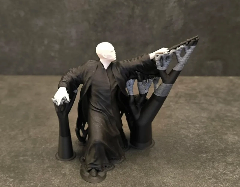 SUJETA LIBROS - VOLDEMORT - 3