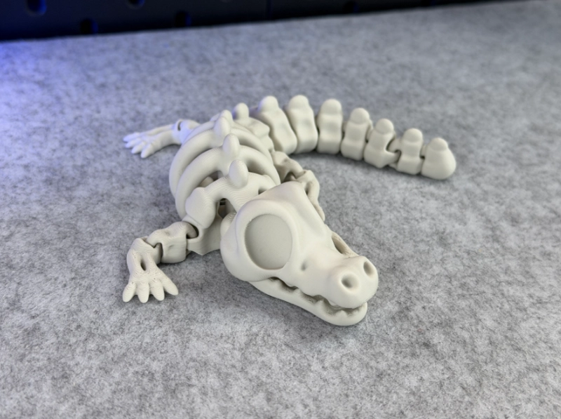 FIGURA DECORATIVA- COCODRILO ARTICULADO - 2