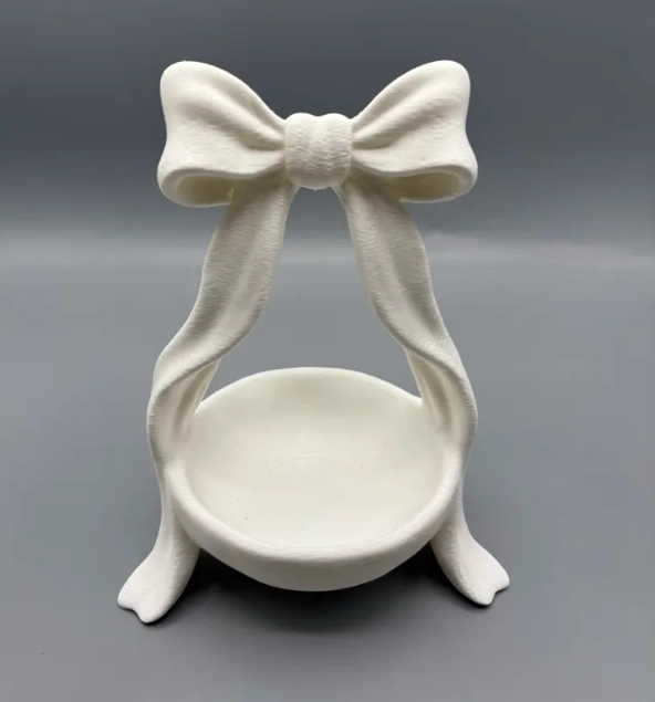 PLATO ORGANIZADOR COQUETA CON LAZO ADORABLE PARA JOYAS Y LLAVES - 1