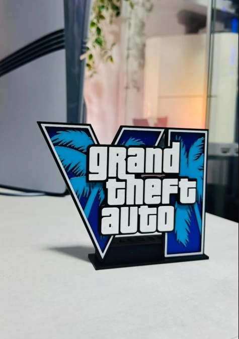 FIGURA DECORATIVA PRINTS PATRO DE LOGOTIPO DE GTA VI - 2