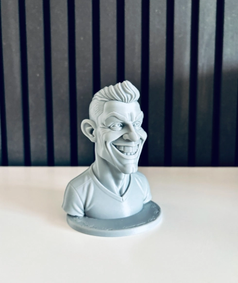 ESCULTURA DECORATIVA PRINTS PATRO- BUSTO DE CRISTIANO RONALDO - 5