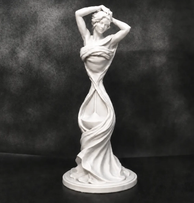 ESCULTURA DECORATIVA PRINTS PATRO- MUSA DE RELOJ DE ARENA - 4