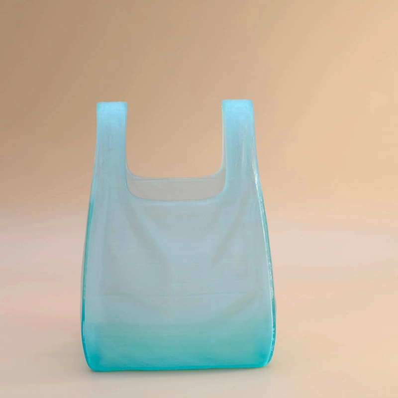 DECORACION ELEGANTE PRINTS PATRO - FLORERO ESTILO BOLSA DE PLASTICO CELESTE - 1