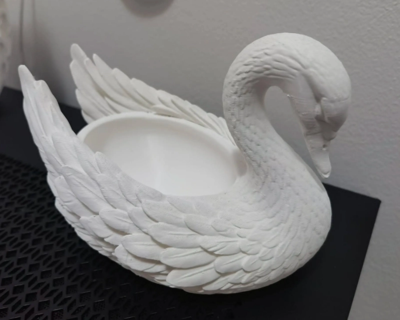 MACETERO PRINTS PATRO- CISNE ELEGANTE - 1