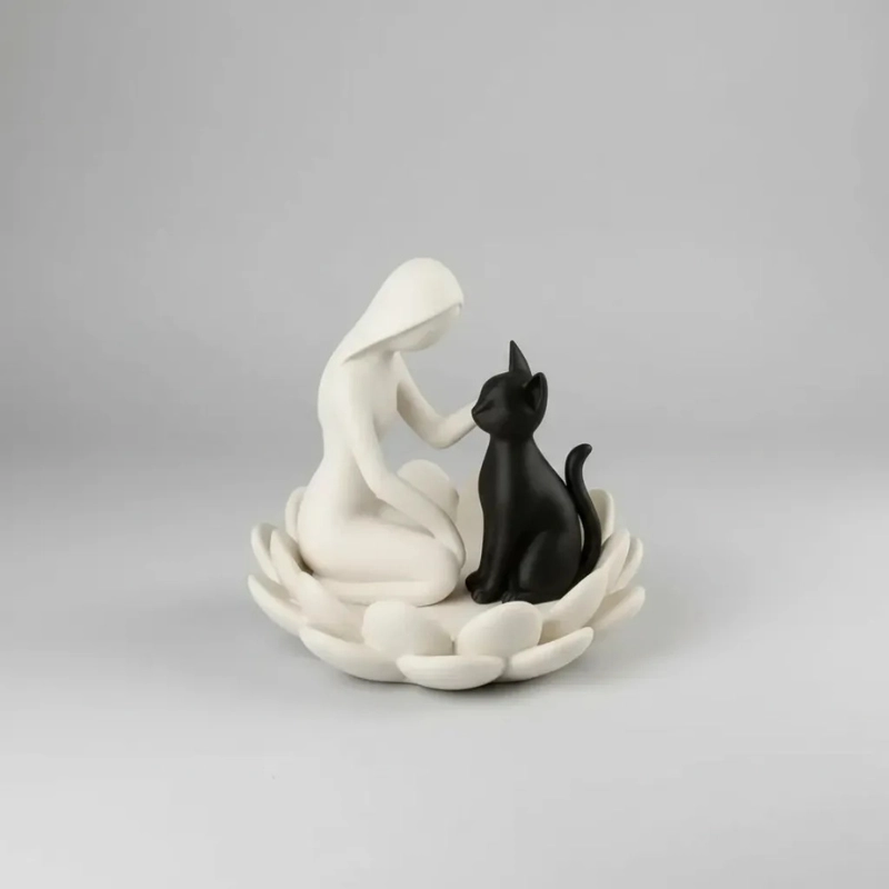 ESCULTURA ELEGANTE PRINTS PATRO - ESTILO DE MUJER Y GATO - 1