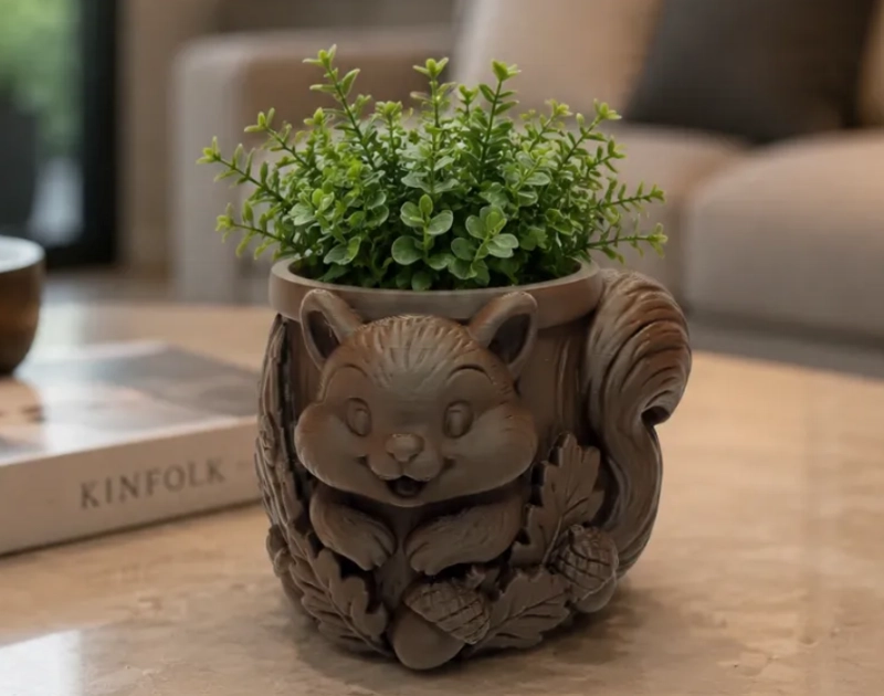 MACETERO DECORATIVO HOGAR- FORMA ARDILLA TIERNA 8 CM MARRON - 1