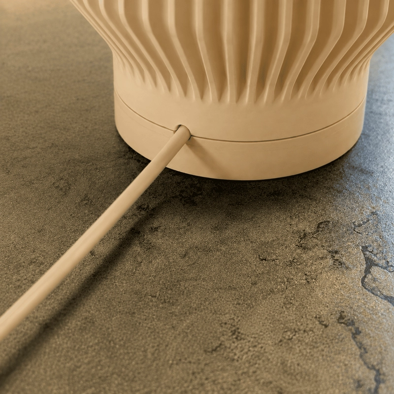 LAMPARA RAYAS DISEÑO MINIMALISTA BEIGE - 2