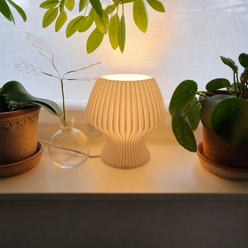 LAMPARA DE MESA DECORATIVA 3D MINIMALISTA LED BEIGE - 2