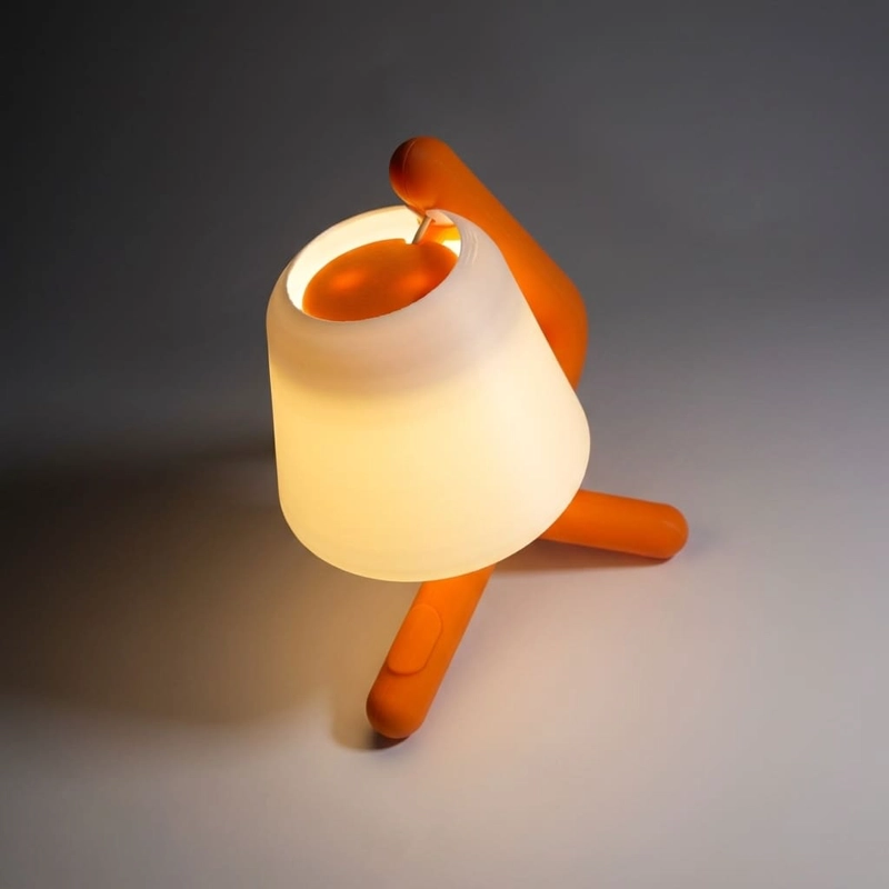 LAMPARA VELADOR DISEÑO TRIPODE CURVO MINIMALISTA LED NARANJA - 2
