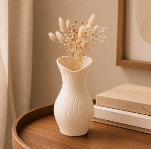 JARRON CURVO DE AMOR BEIGE 15 CM PARA EL HOGAR - 4