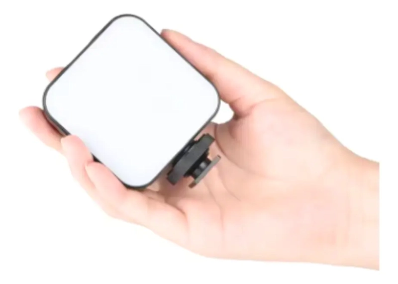 MINI LUZ LED PORTATIL PARA SELFIES VIDEOS - 4
