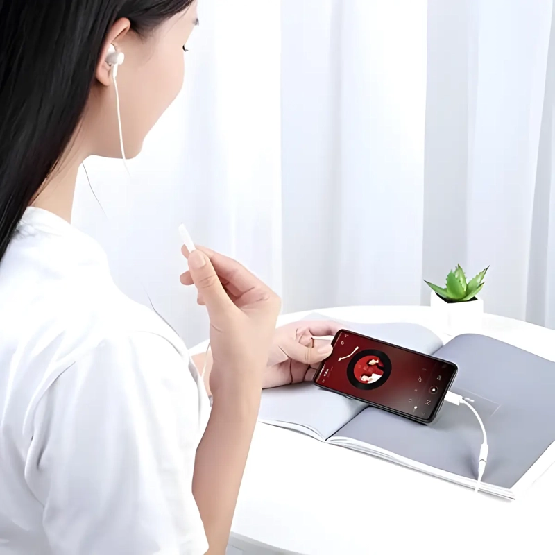 ADAPTADOR DE AUDIO USB-C A AUXILIAR DE AUDIO - 4
