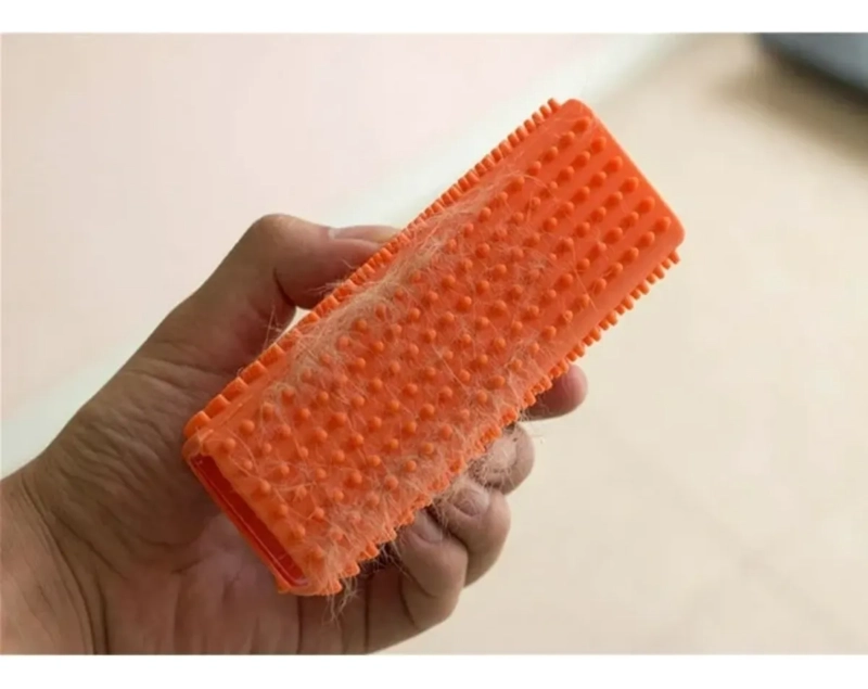 RODILLO QUITA PELOS Y PELUSA PET PLUS+ PARA MASCOTAS - 3