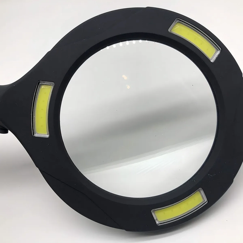 LUPA DE MANO LUZ LED AUMENTO 3X VIDRIO 8.5CM 250 LUMENES - 4