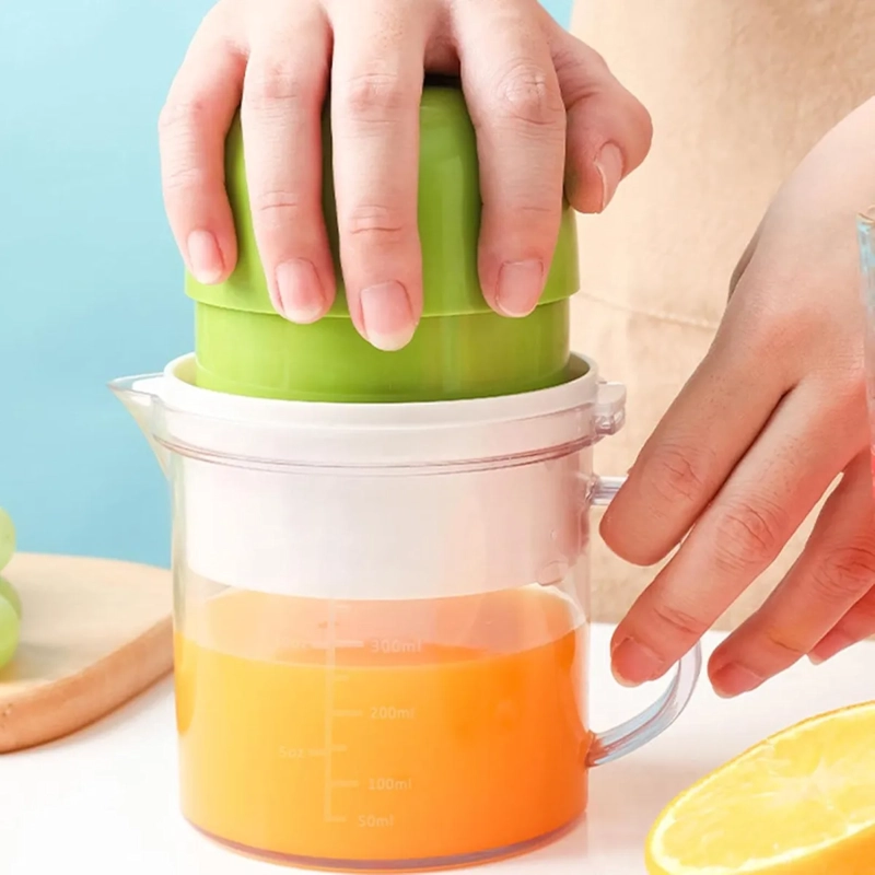 EXPRIMIDOR DE JUGO MANUAL PARA NARANJA Y LIMON CON JARRA - 6