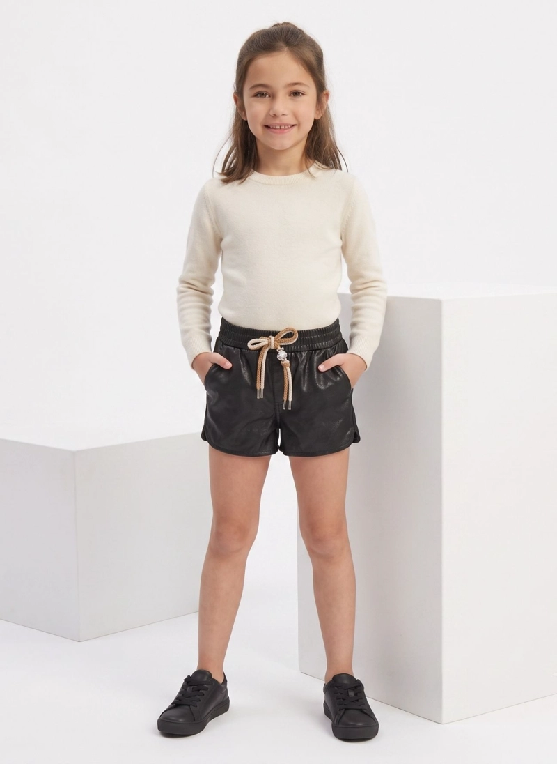 SHORT ECOCUERO NIÑA SIMIL CUERO CON CORDON AJUSTABLE - 1