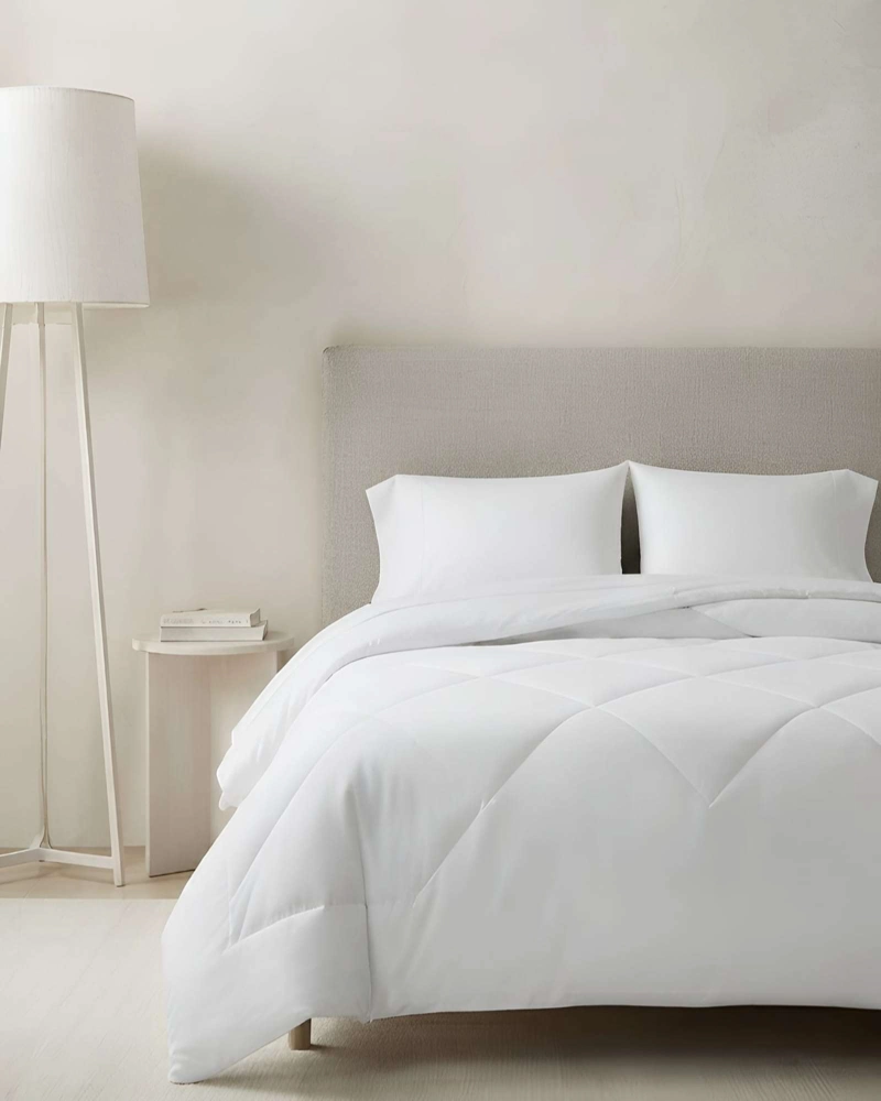 JUEGO DE CAMA SUPER KING PLUMON NORDICO ULTRA SUAVE Y PACK DE SABANAS - 1