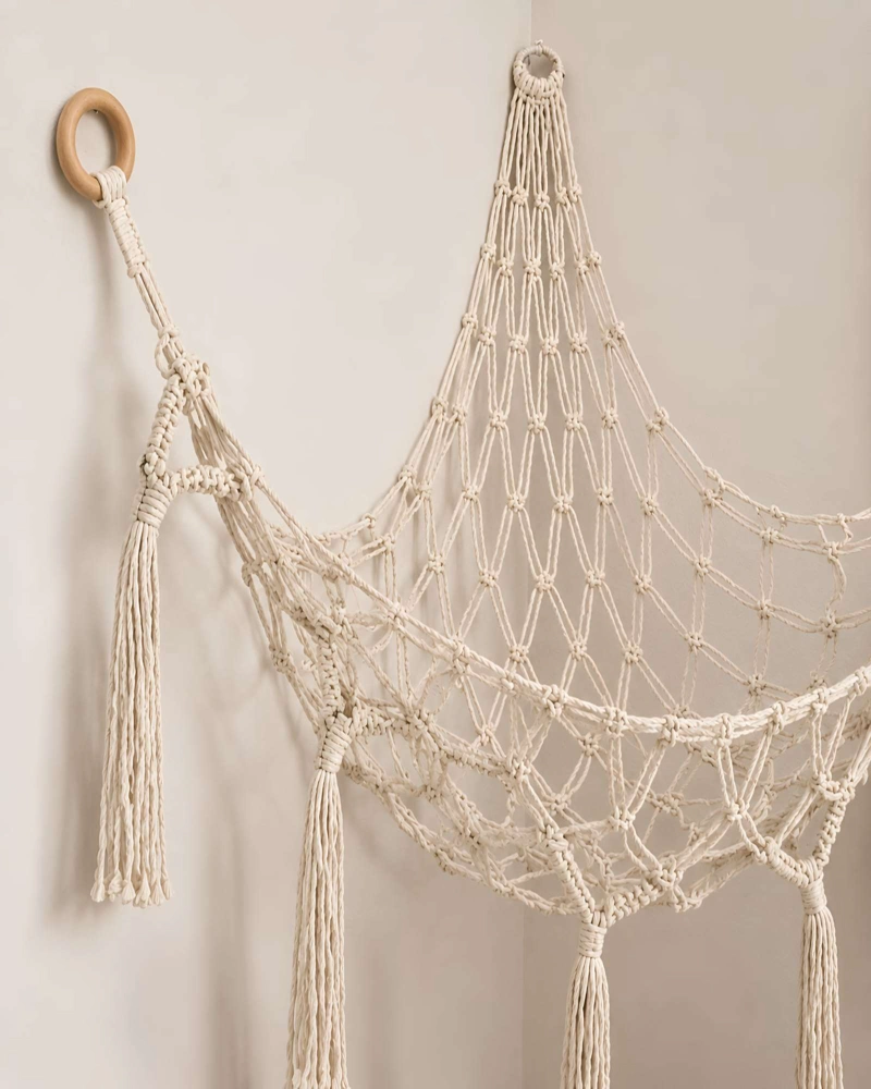RED ORGANIZADORA COLGANTE MACRAME  1X1 M EN ALGODON CON ARGOLLAS DE MADERA - 4