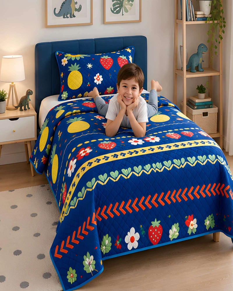 CONJUNTO CUBRECAMA 1.5 PLAZAS CON ALMOHADA Y FUNDA - 4