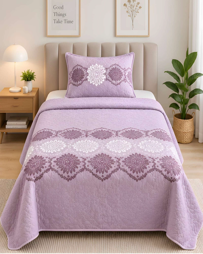 CONJUNTO CUBRECAMA 1.5 PLAZAS CON ALMOHADA Y FUNDA - 3