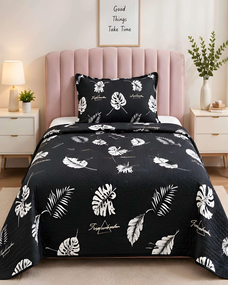 CONJUNTO CUBRECAMA 1.5 PLAZAS CON ALMOHADA Y FUNDA - 3