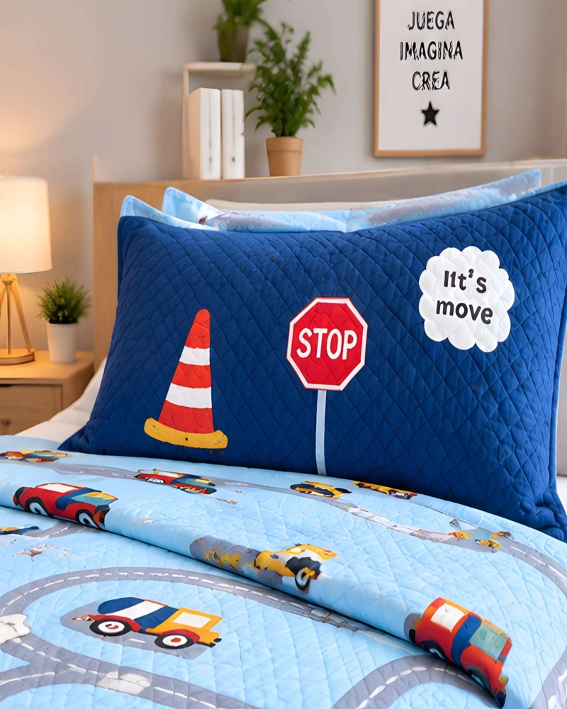 CONJUNTO CUBRECAMA 1.5 PLAZAS CON ALMOHADA Y FUNDA - 4