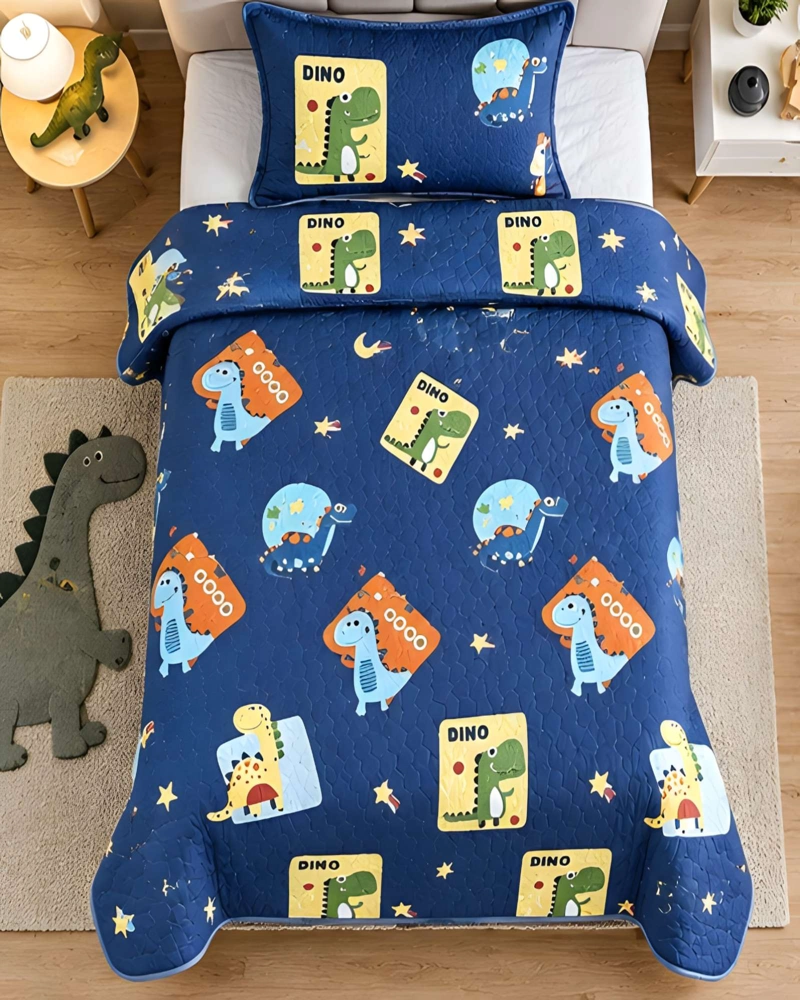 CONJUNTO CUBRECAMA 1.5 PLAZAS CON ALMOHADA Y FUNDA - 1