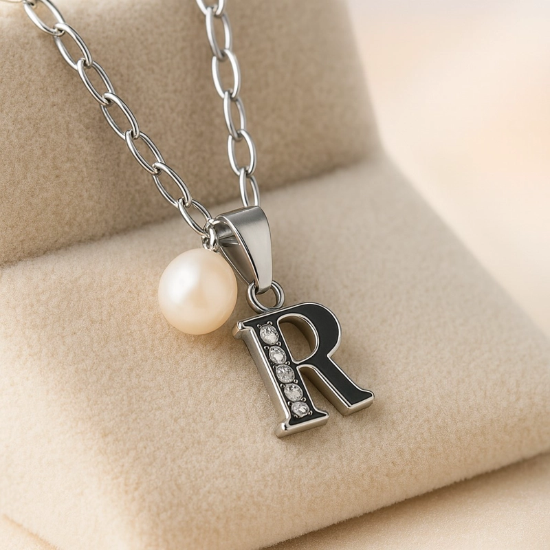 COLLAR LETRA R CIRCON PERLA DE RIO PLATA LEY 925 - 3