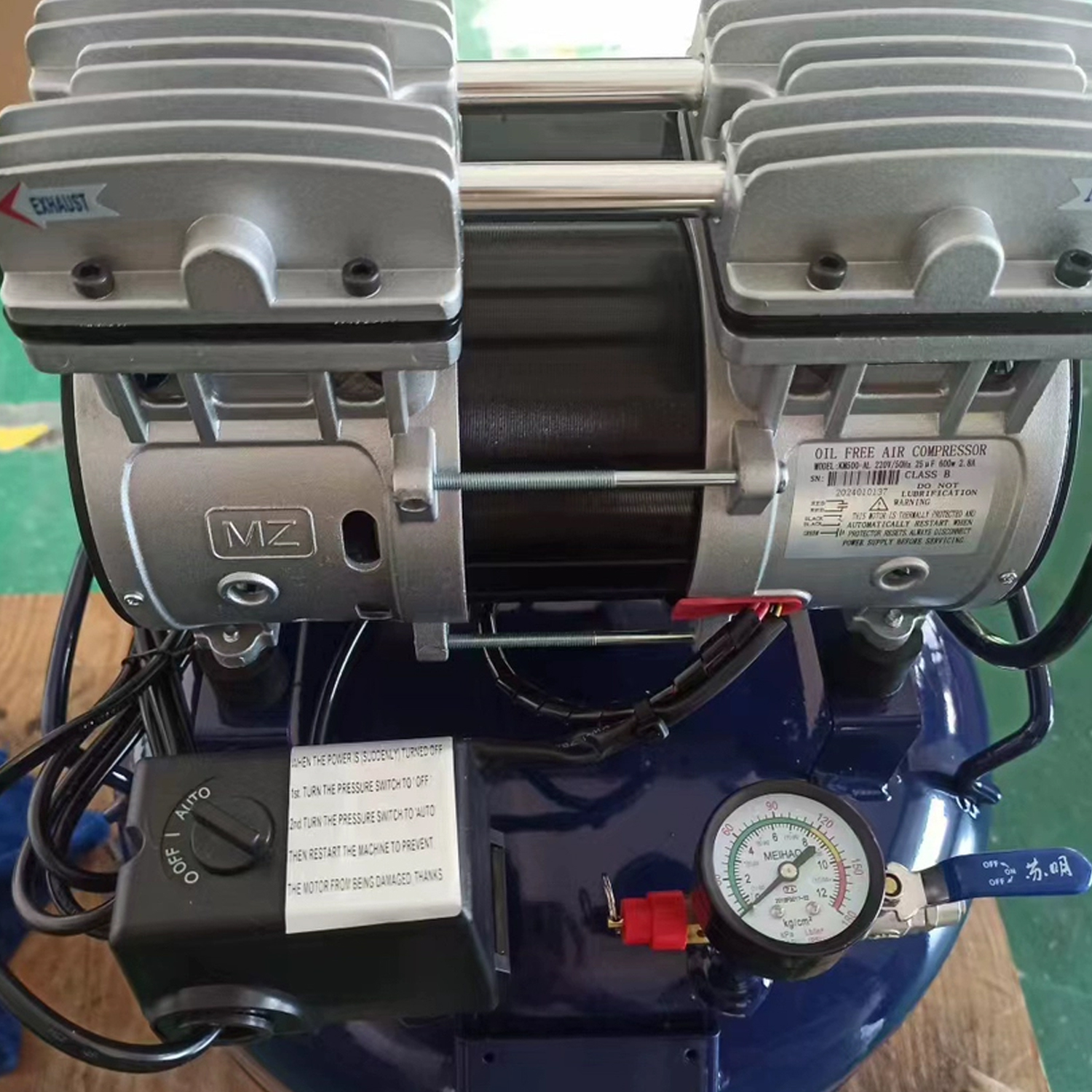 COMPRESOR DENTAL SILENCIOSO 1.5HP 30LITROS - 7