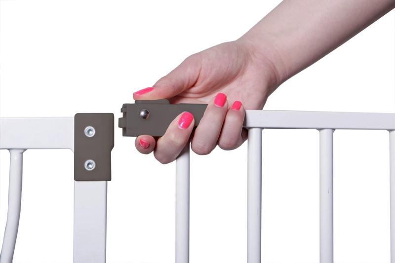 PUERTA SEGURIDAD DREAMBABY BLANCO LIBERTY TALL - 3
