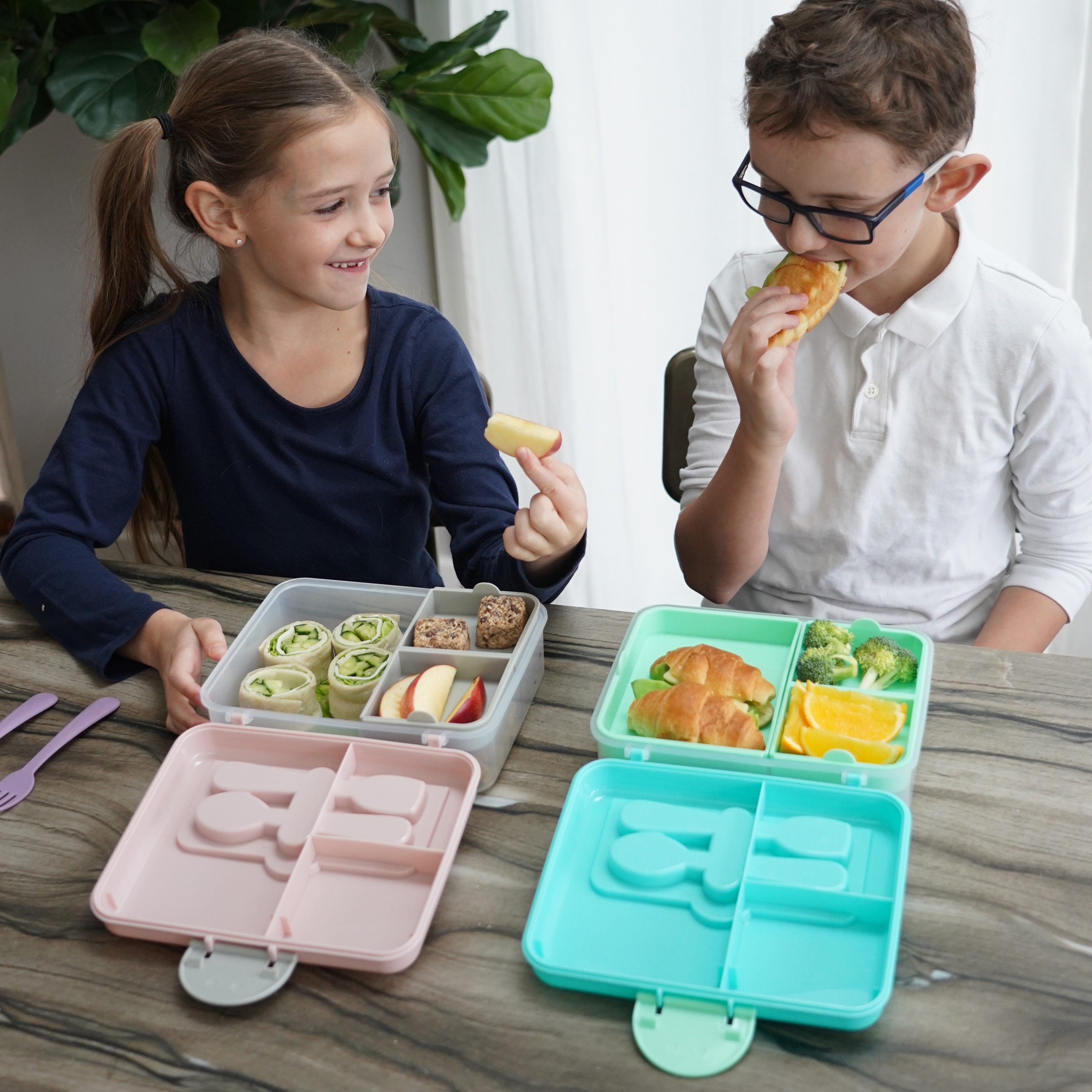 LONCHERA BENTO BOX CON CUBIERTOS - ROSA - 7