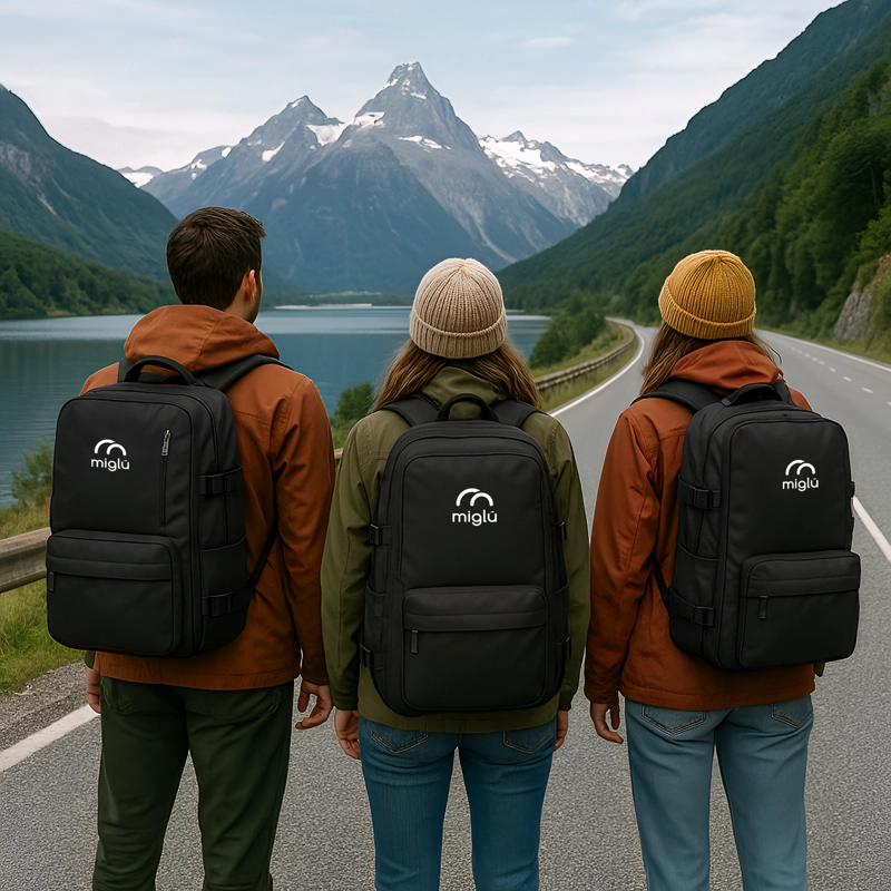 MOCHILA DE VIAJE MULTIUSO RESISTENTE IMPERMEABLE 40 LT MIGLÚ - 8