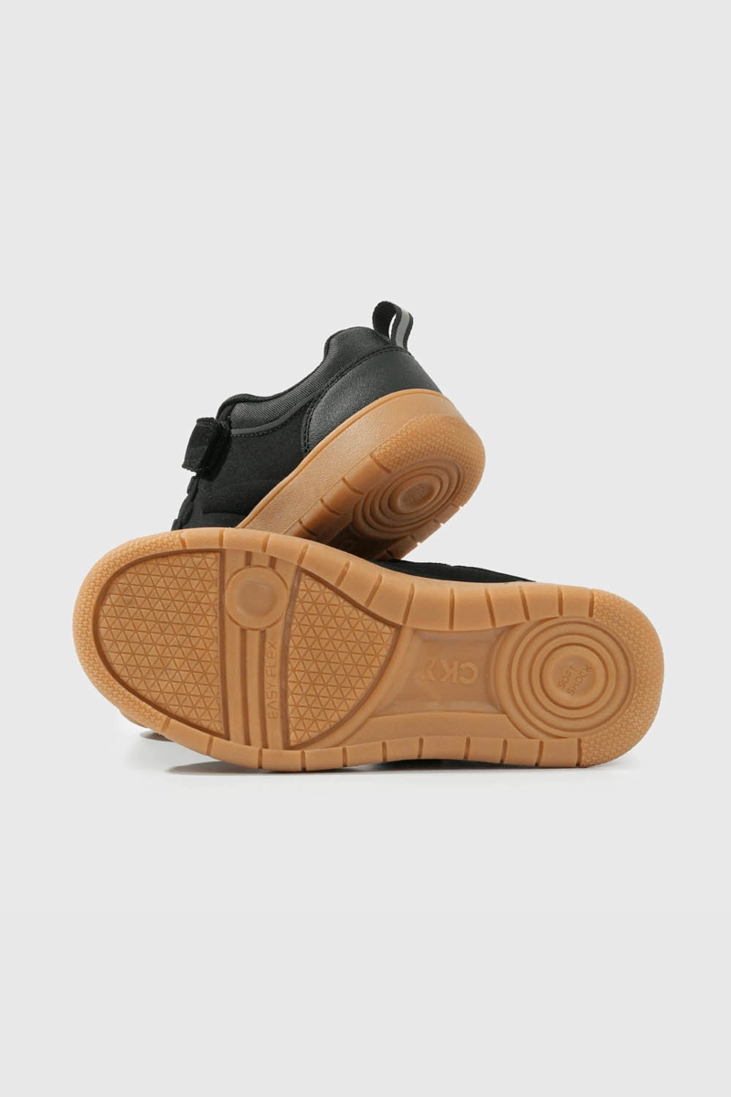 ZAPATILLA ESCOLAR NEGRA PARA NIÑO - 3