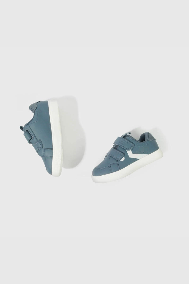 ZAPATILLA AZUL CON VELCRO - 4