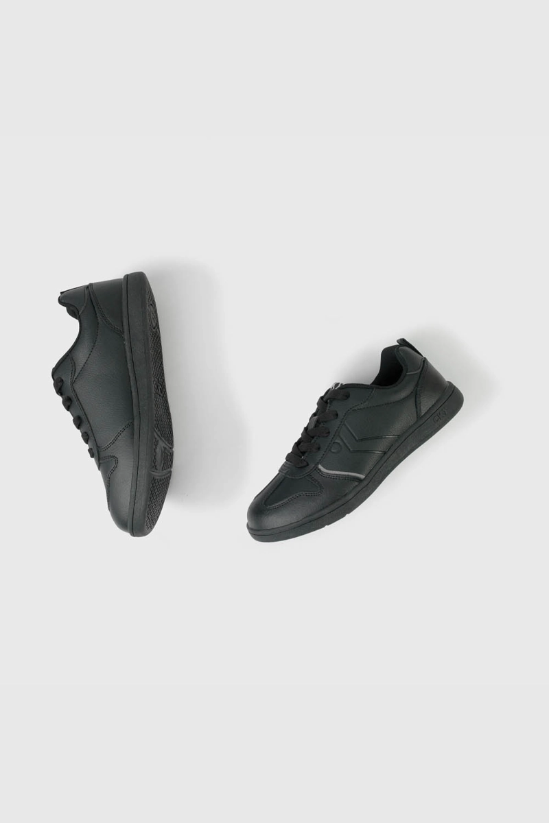 ZAPATILLA ESCOLAR NEGRA CON CORDON UNISEX - 4