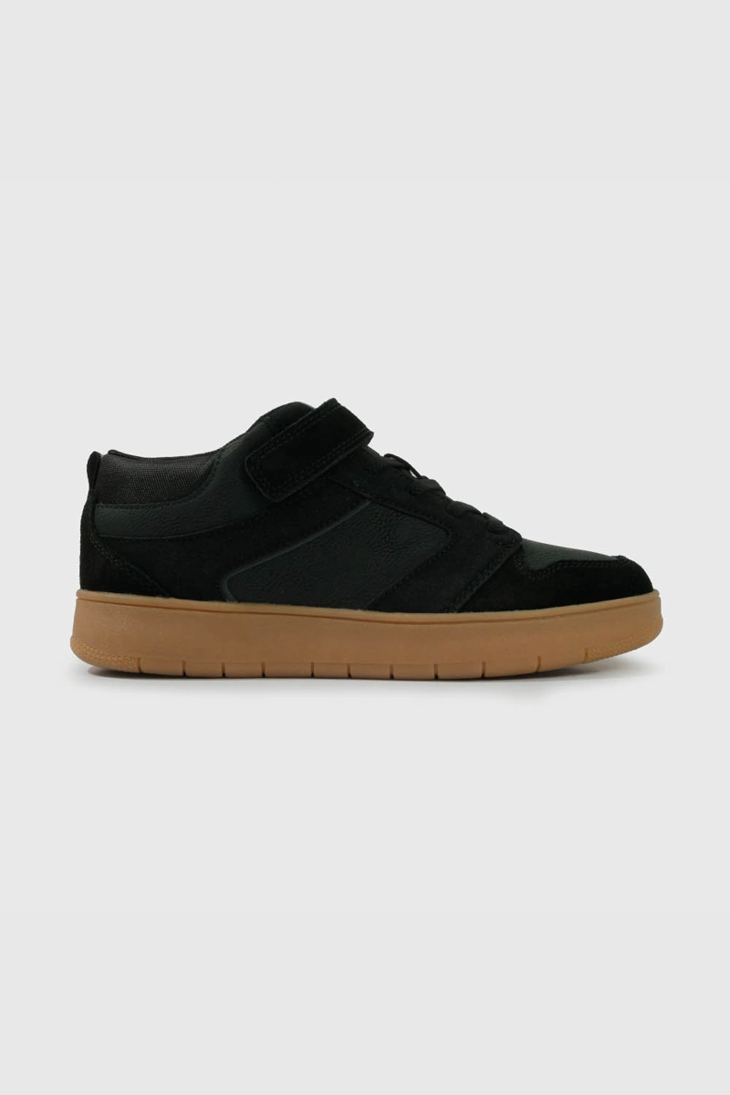 ZAPATILLA NEGRA CON CORDON - 2