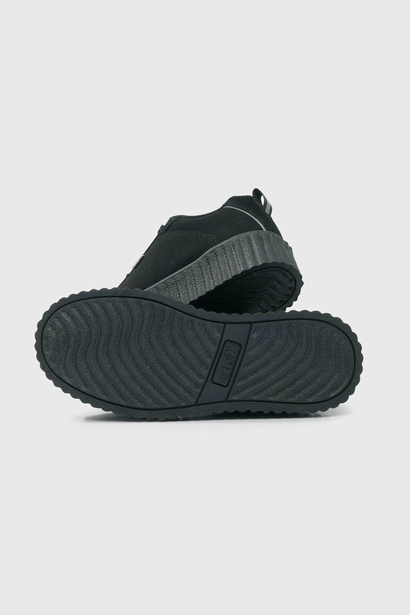 ZAPATILLA ESCOLAR NEGRA CON PLATAFORMA Y CORDON PARA NIÑA - 3