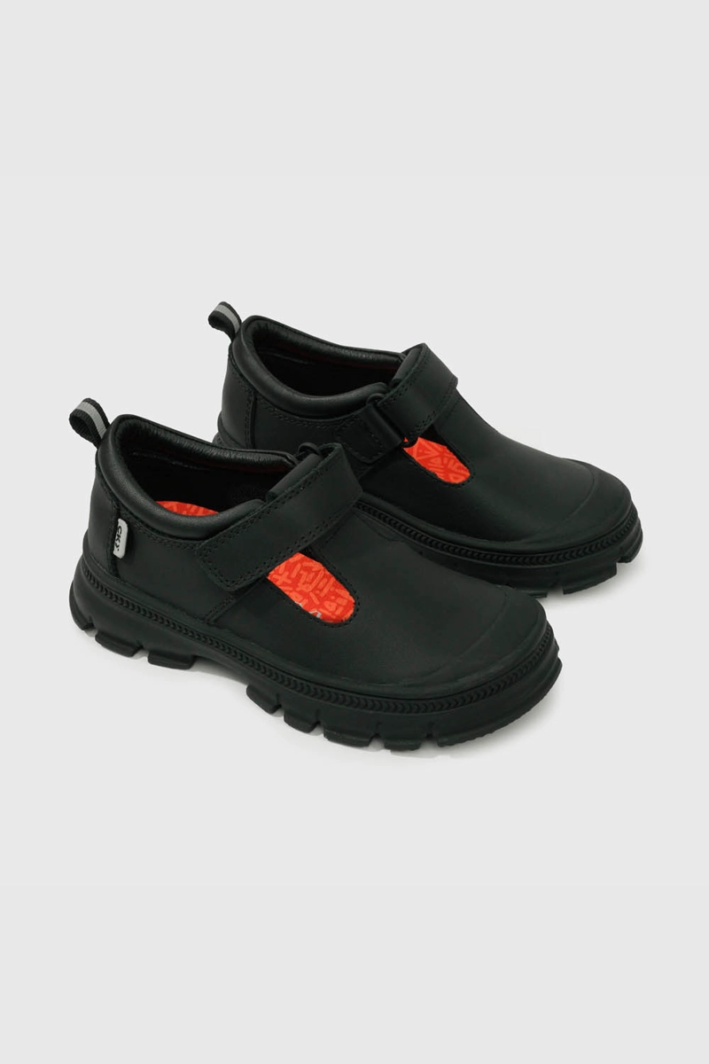 ZAPATOS ESCOLARES REINAS NEGROS CUERO VELCRO - 1