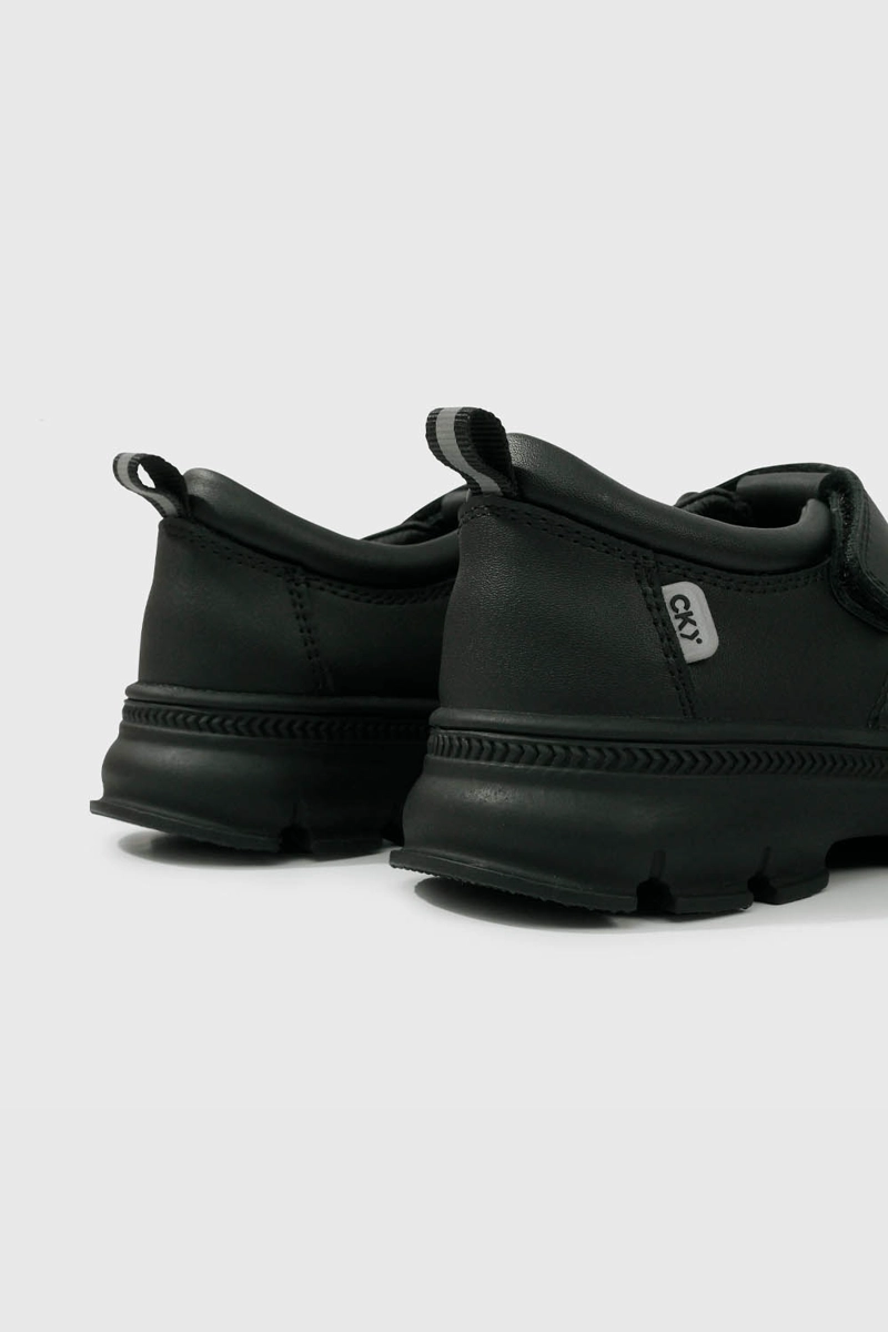 ZAPATOS ESCOLARES REINAS NEGROS CUERO VELCRO - 5