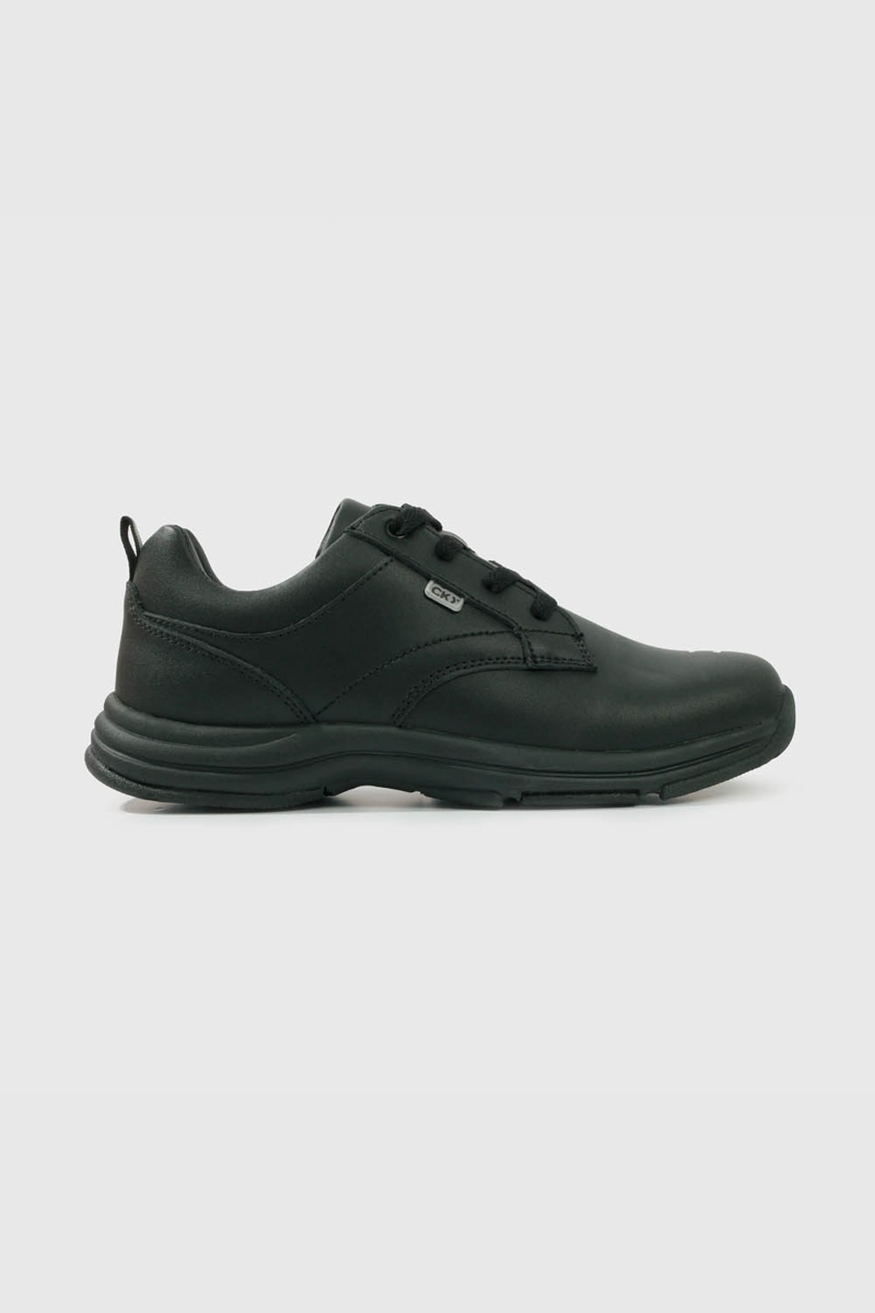 ZAPATO ESCOLAR NEGRO DE CUERO CON CORDON - 2