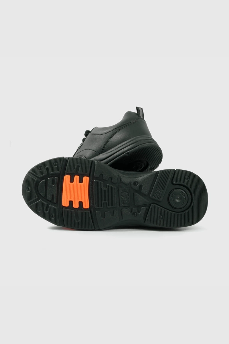 ZAPATO ESCOLAR NEGRO DE CUERO CON CORDON - 3
