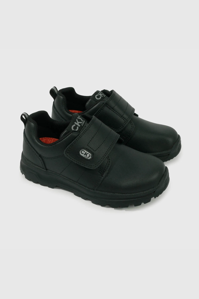 ZAPATO ESCOLAR NEGRO DE CUERO CON VELCRO - 1
