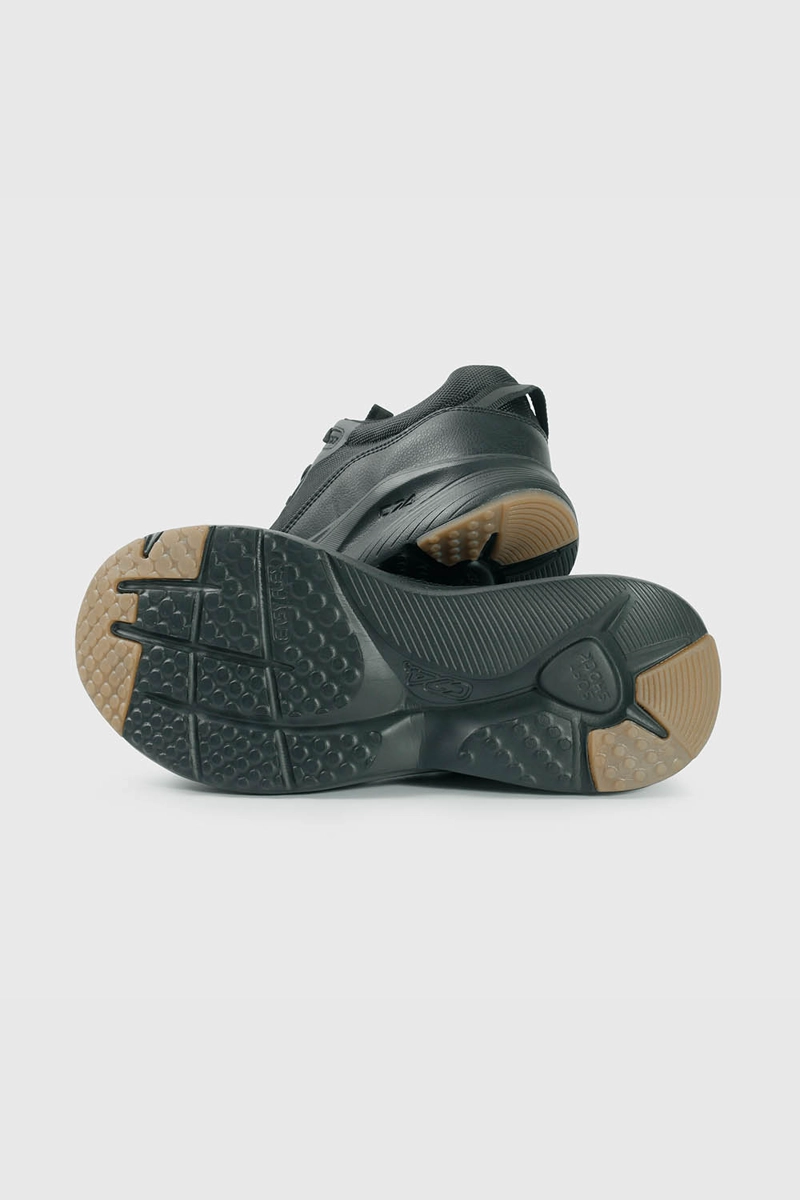 ZAPATILLA ESCOLAR NEGRA CON CORDON DE NIÑO - 3