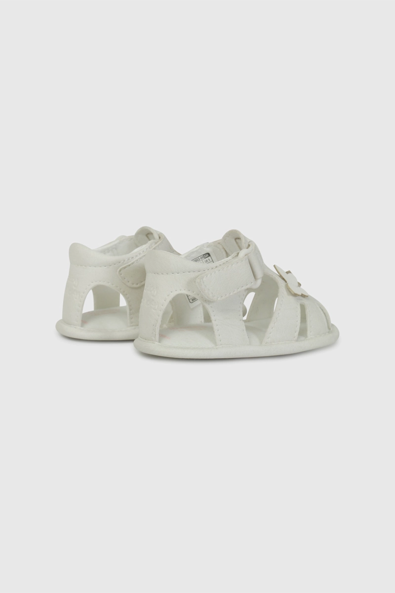 SANDALIA BLANCA APLICACIONES MARIPOSAS DE BEBE TALLA 14 A 18 - 5