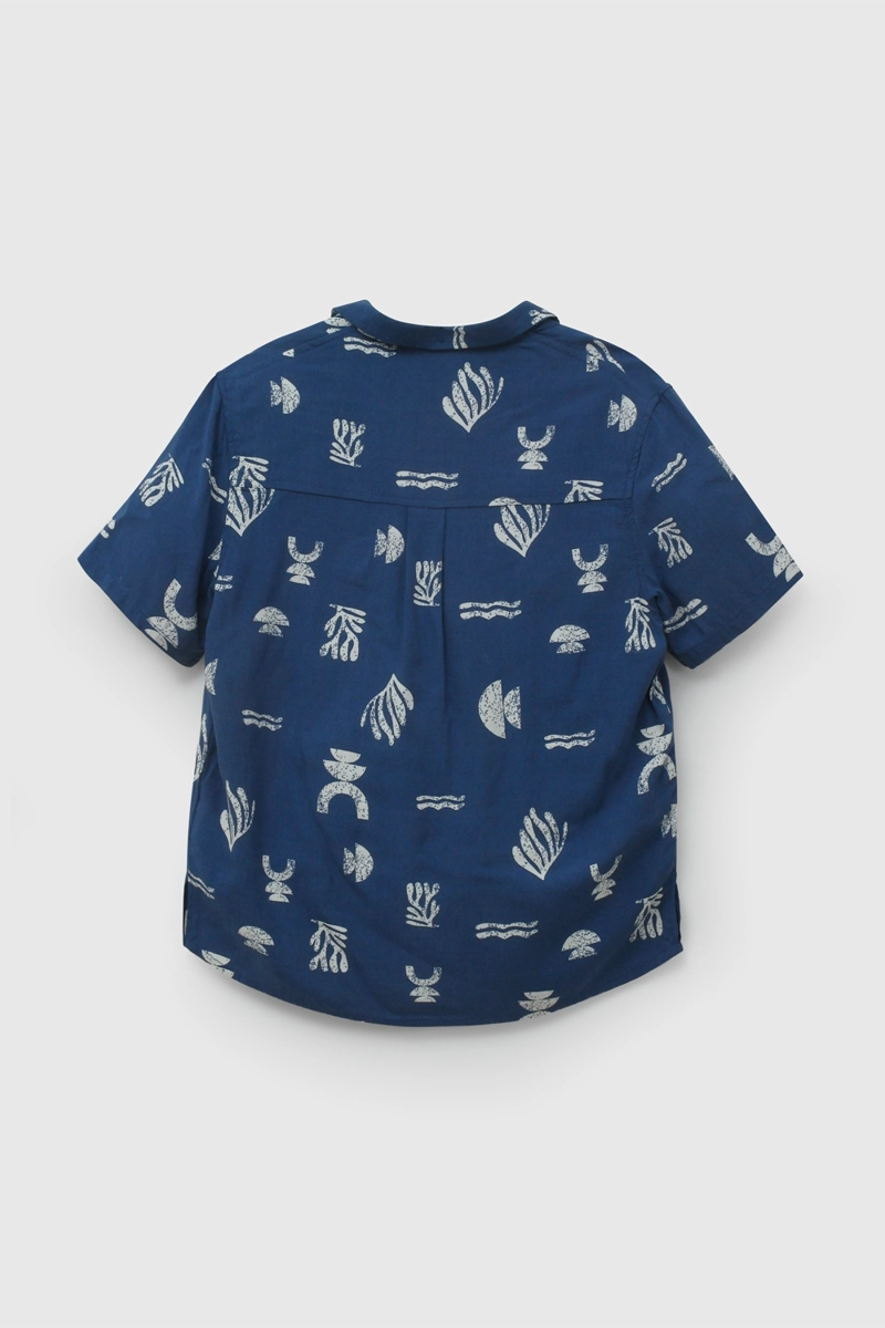 CAMISA AZUL ESTAMPADA DE NIÑO TALLA 3 A 12 AÑOSS - 2