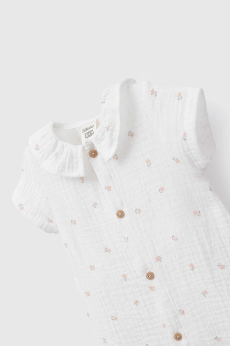 ENTERITO BLANCO FLORES DE BEBE DE NEW BORN TALLA 0/3 M A 09/12M - 3